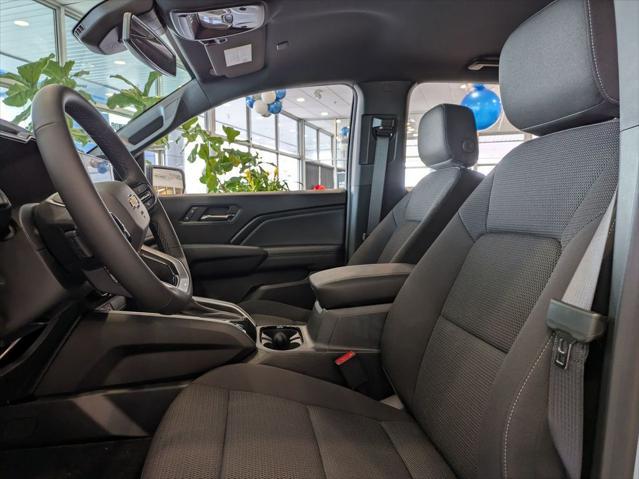 new 2025 Chevrolet Colorado car, priced at $39,010