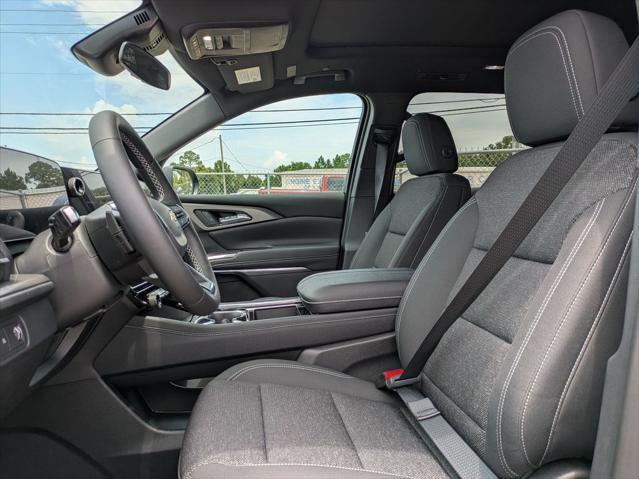 new 2025 Chevrolet Traverse car, priced at $45,235