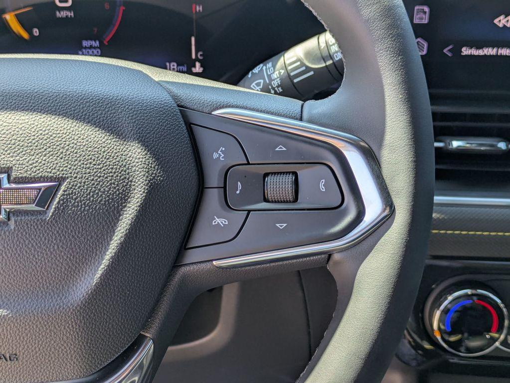 new 2025 Chevrolet TrailBlazer car, priced at $30,035