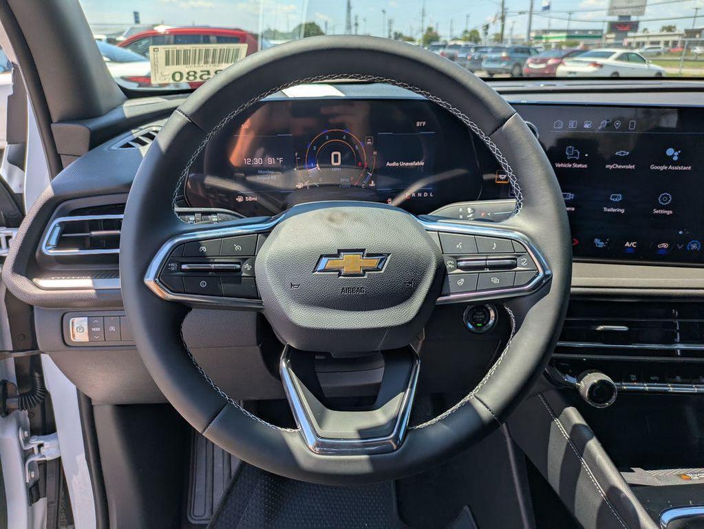 new 2026 Chevrolet Traverse car, priced at $45,010