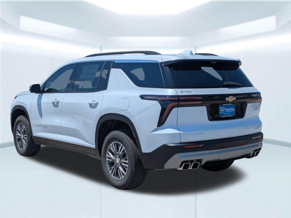 new 2026 Chevrolet Traverse car, priced at $45,010
