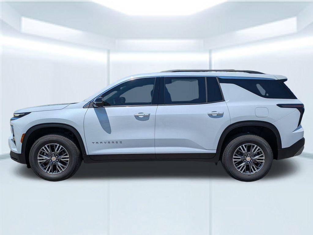 new 2026 Chevrolet Traverse car, priced at $45,010