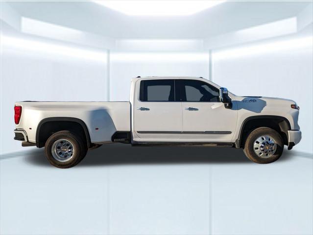 new 2025 Chevrolet Silverado 3500 car, priced at $93,235