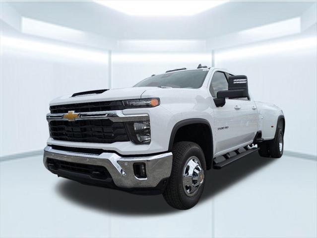 new 2025 Chevrolet Silverado 3500 car, priced at $76,255