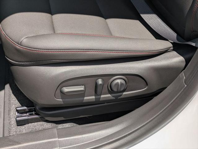 new 2025 Chevrolet Trax car, priced at $27,475