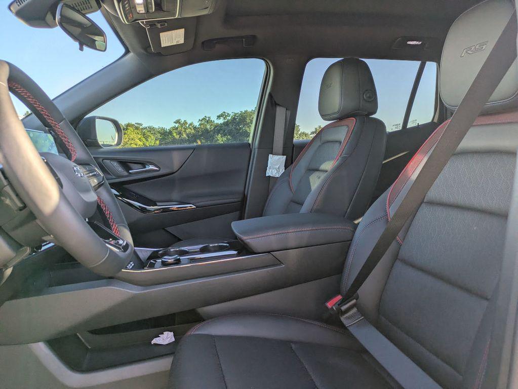 new 2026 Chevrolet Equinox car, priced at $38,175