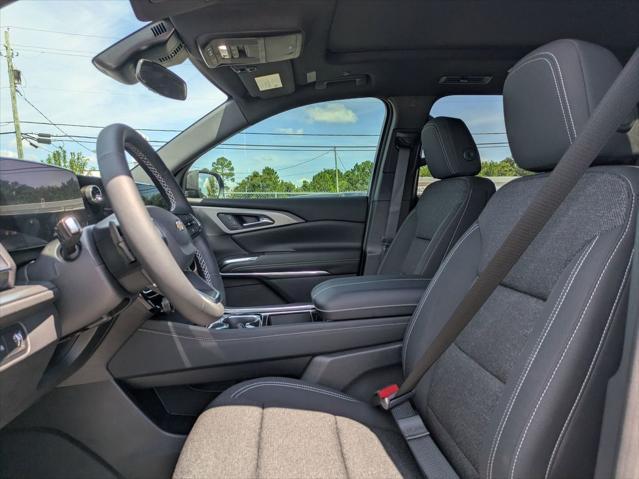 new 2025 Chevrolet Traverse car, priced at $45,635