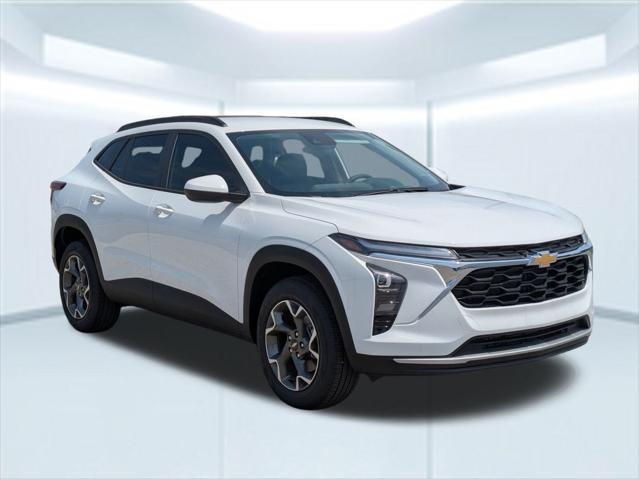 new 2025 Chevrolet Trax car, priced at $25,830
