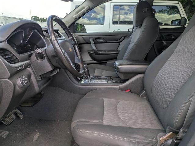 used 2015 Chevrolet Traverse car, priced at $2,298