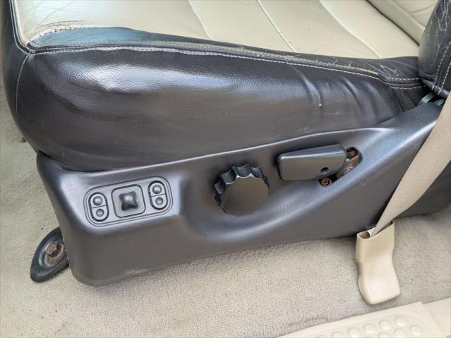 used 2005 Ford Excursion car, priced at $9,985