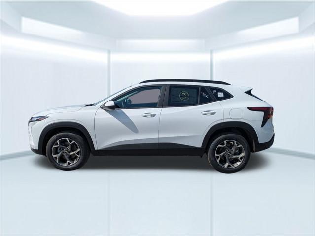 new 2025 Chevrolet Trax car, priced at $25,930
