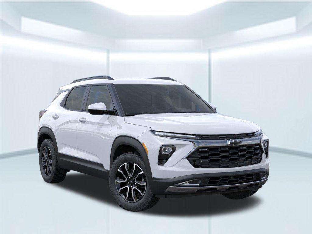 new 2025 Chevrolet TrailBlazer car, priced at $30,075