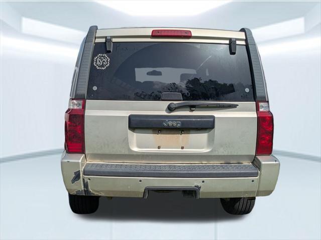 used 2008 Jeep Commander car, priced at $3,598