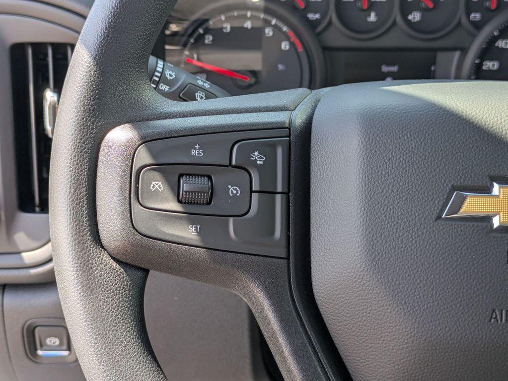 new 2025 Chevrolet Silverado 1500 car, priced at $49,740