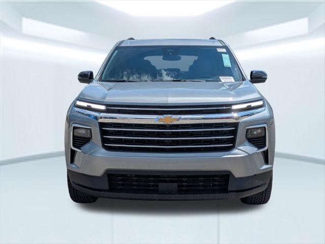 new 2025 Chevrolet Traverse car, priced at $45,635