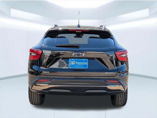 new 2025 Chevrolet Trax car, priced at $27,180