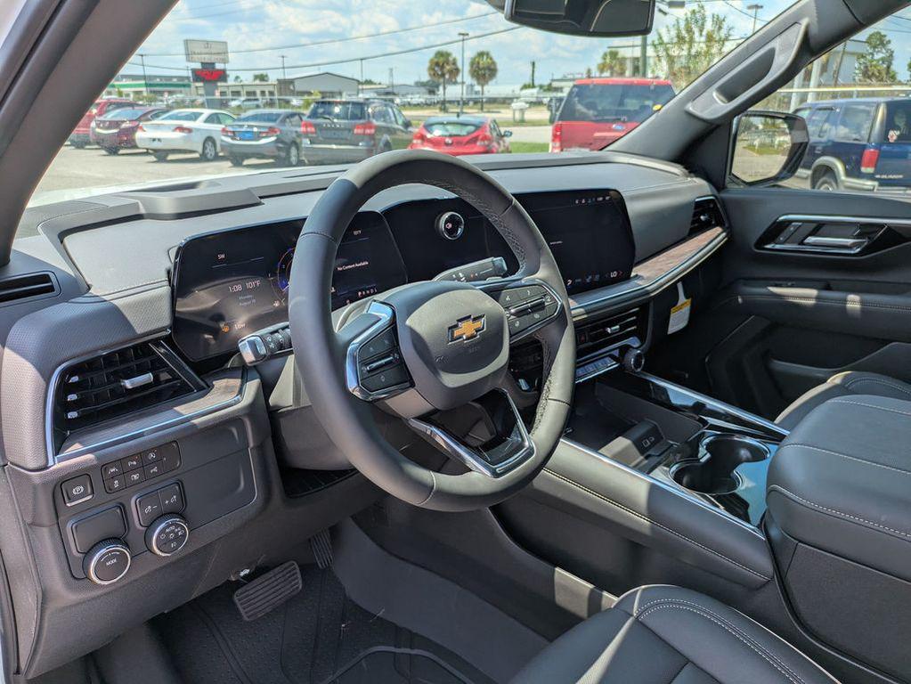 new 2025 Chevrolet Suburban car, priced at $81,710