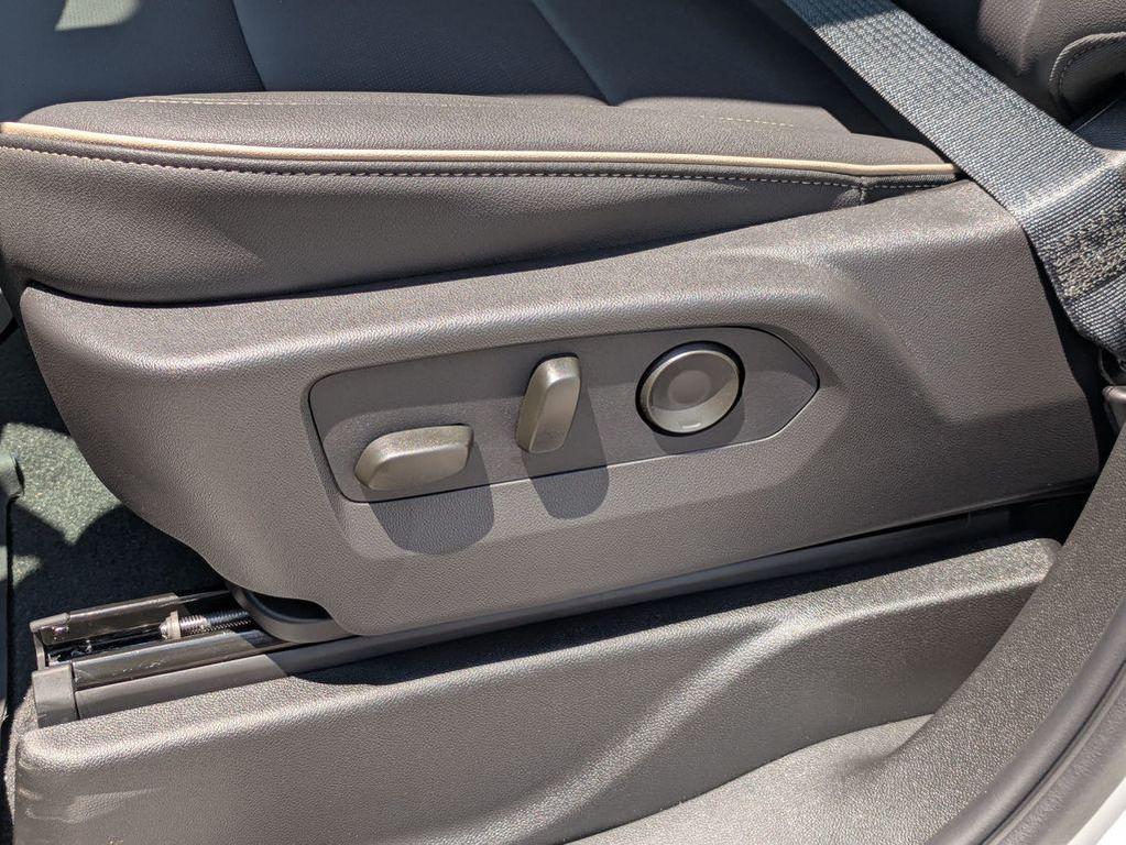 new 2025 Chevrolet Suburban car, priced at $81,710