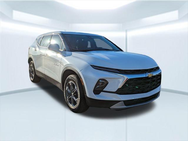 new 2025 Chevrolet Blazer car, priced at $36,045