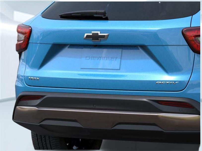 new 2025 Chevrolet Trax car, priced at $27,575