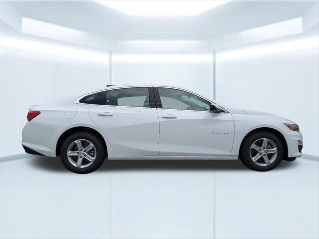 new 2025 Chevrolet Malibu car, priced at $27,495