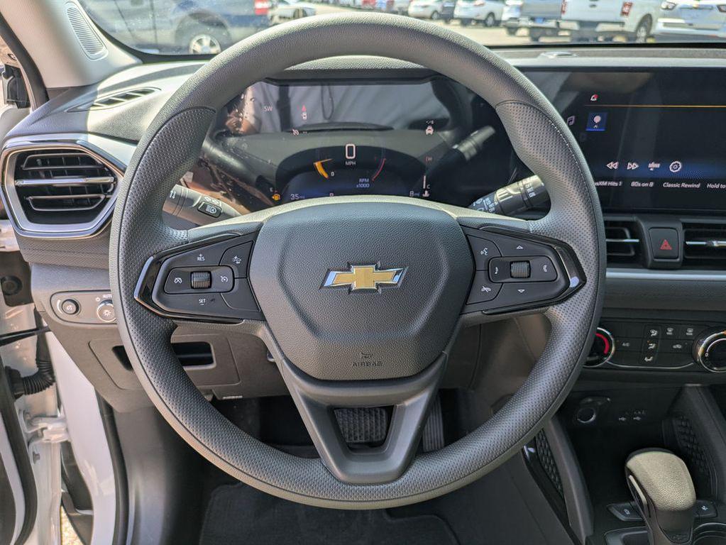 new 2026 Chevrolet TrailBlazer car, priced at $26,570