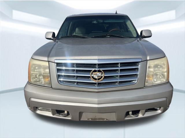 used 2006 Cadillac Escalade ESV car, priced at $5,990