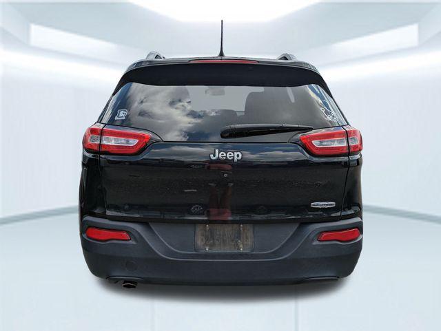 used 2015 Jeep Cherokee car, priced at $10,278