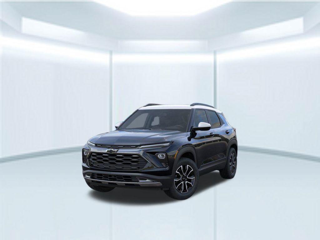 new 2025 Chevrolet TrailBlazer car, priced at $28,995