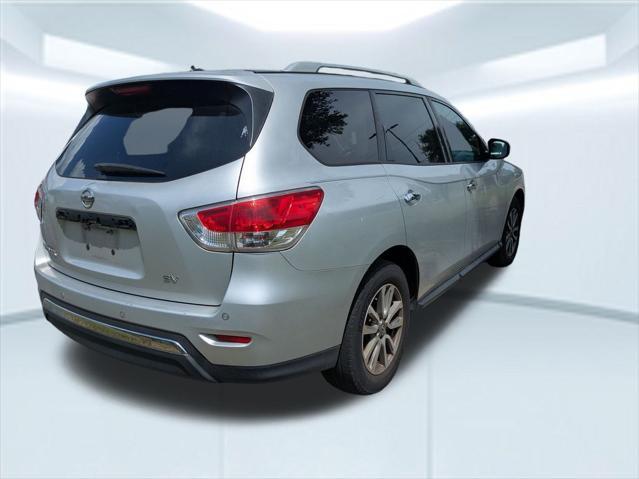 used 2015 Nissan Pathfinder car, priced at $7,998