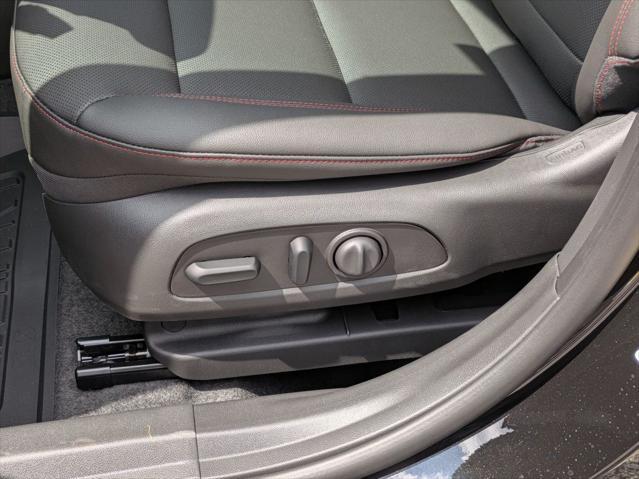 new 2025 Chevrolet Trax car, priced at $27,035