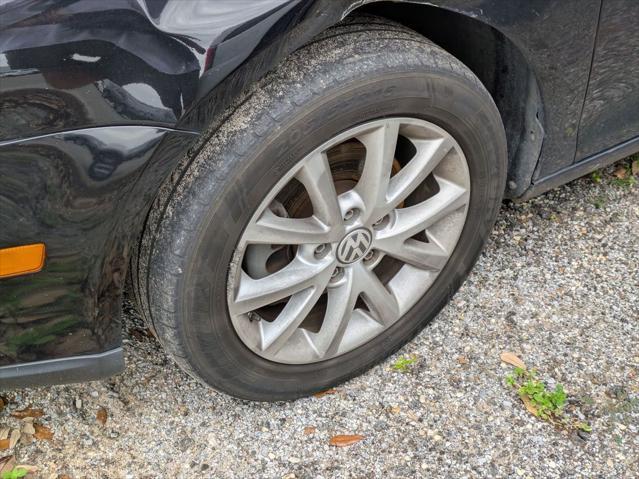 used 2010 Volkswagen Jetta car, priced at $4,990