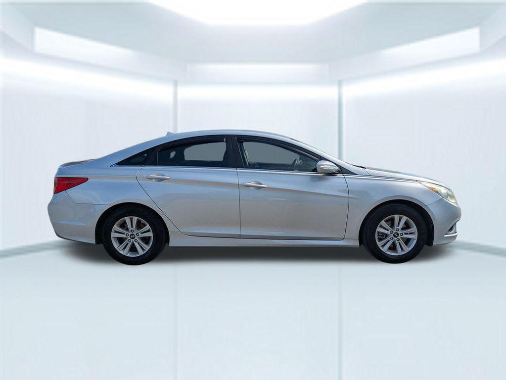 used 2014 Hyundai Sonata car, priced at $2,905