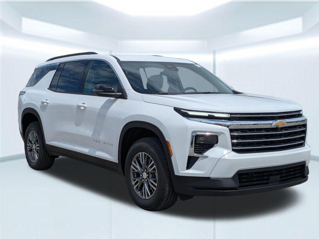 new 2025 Chevrolet Traverse car