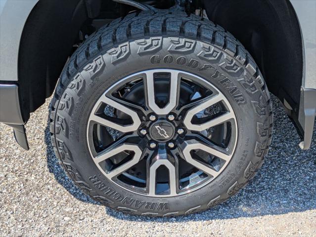 new 2025 Chevrolet Silverado 1500 car, priced at $42,645