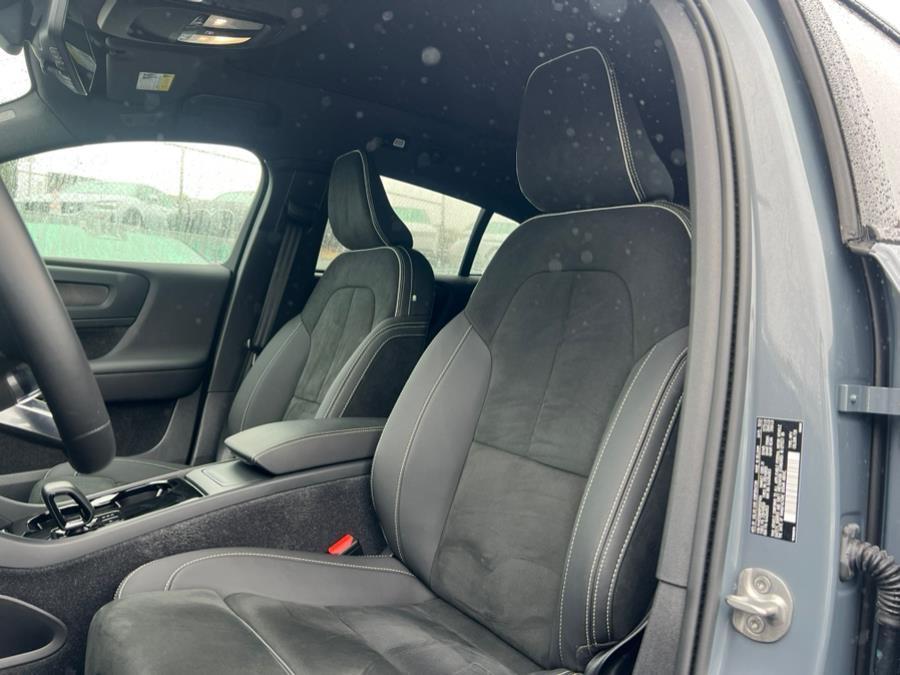 used 2023 Volvo C40 Recharge Pure Electric car, priced at $28,400