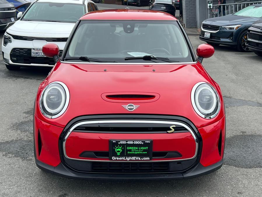 used 2023 MINI SE Hardtop car, priced at $18,900