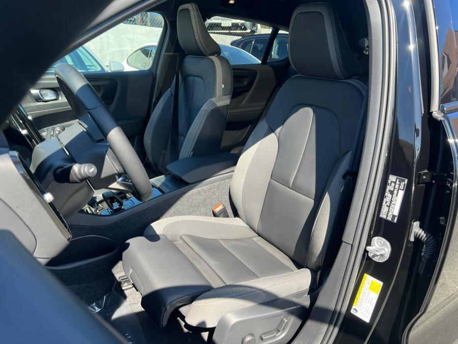 used 2023 Volvo C40 Recharge Pure Electric car, priced at $23,900