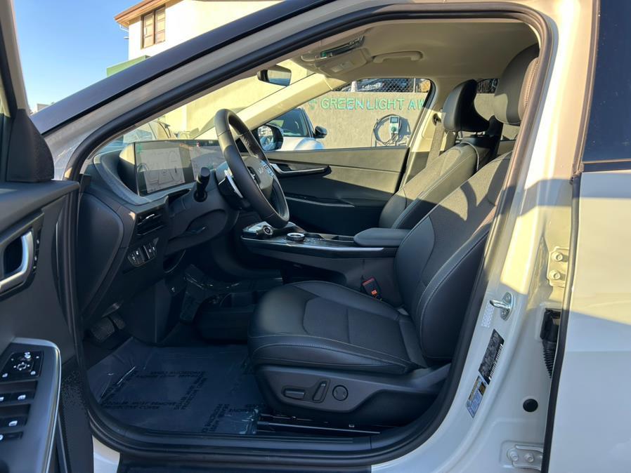 used 2024 Kia EV6 car, priced at $26,800
