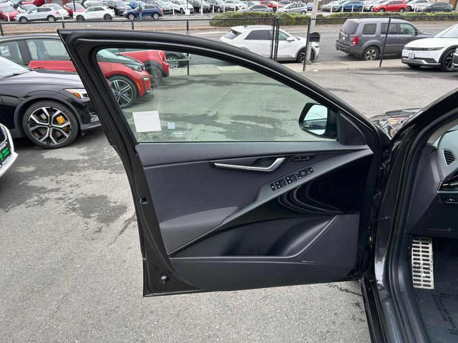 used 2023 Kia Niro EV car, priced at $24,900