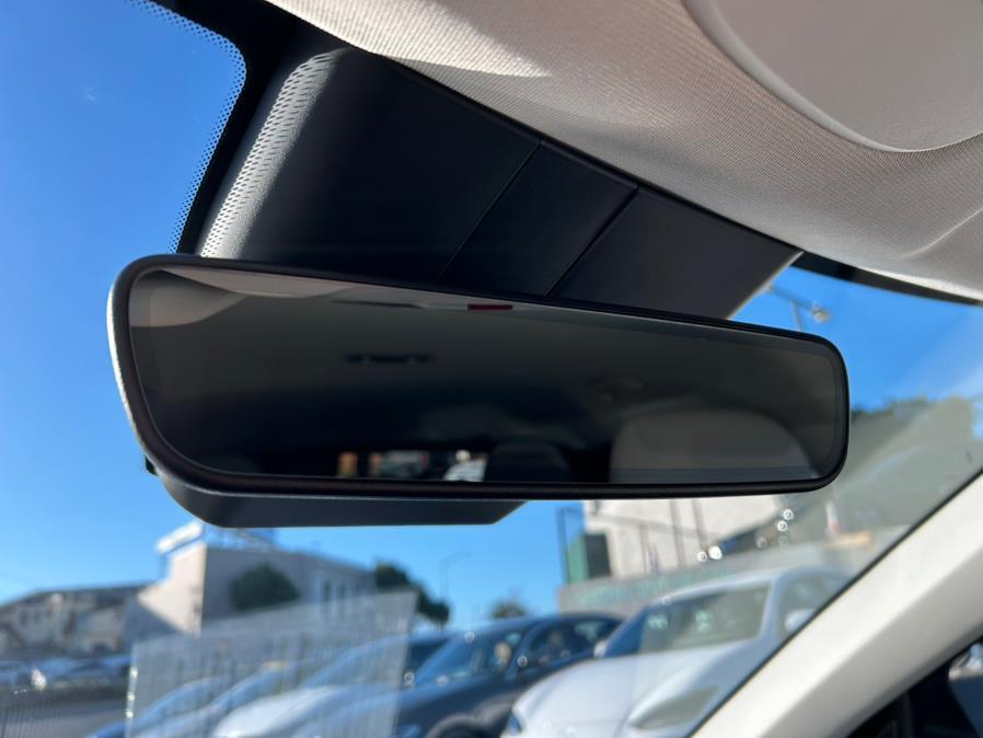 used 2024 Kia EV6 car, priced at $26,900