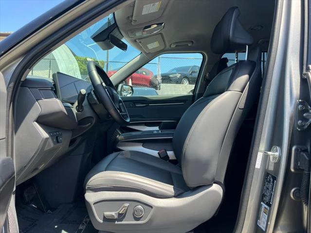 used 2024 Kia EV9 car, priced at $38,500