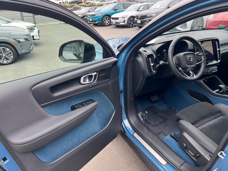 used 2022 Volvo C40 Recharge Pure Electric car, priced at $27,400
