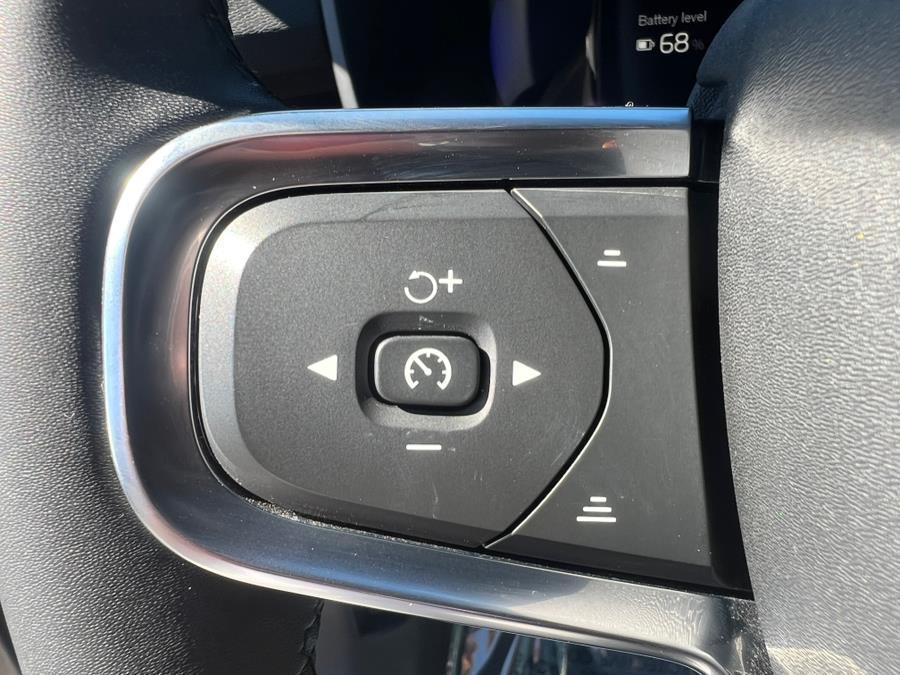 used 2023 Volvo C40 Recharge Pure Electric car, priced at $25,900