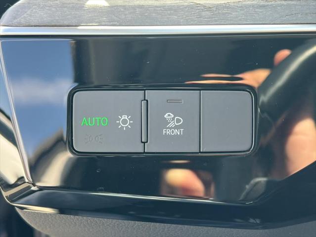 used 2021 Audi e-tron car, priced at $25,000