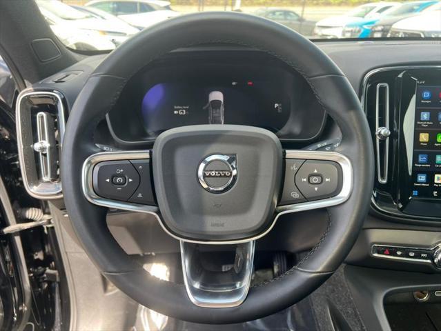 used 2022 Volvo C40 Recharge Pure Electric car, priced at $26,700