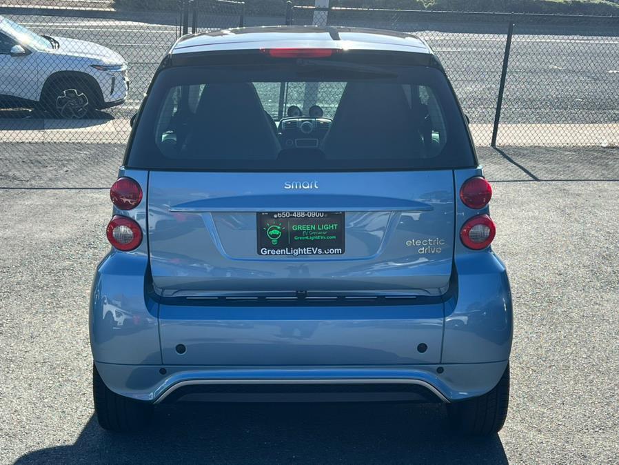 used 2014 smart ForTwo Electric Drive car, priced at $6,500