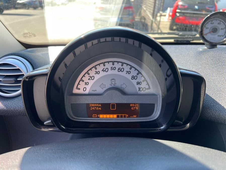 used 2014 smart ForTwo Electric Drive car, priced at $6,500