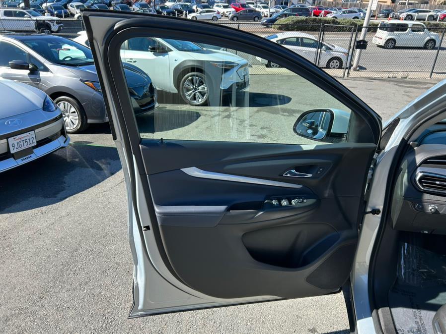 used 2023 Chevrolet Bolt EUV car, priced at $22,400