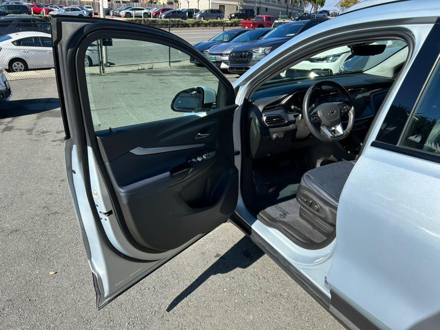 used 2023 Chevrolet Bolt EUV car, priced at $22,400